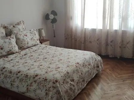 Nikolovi's